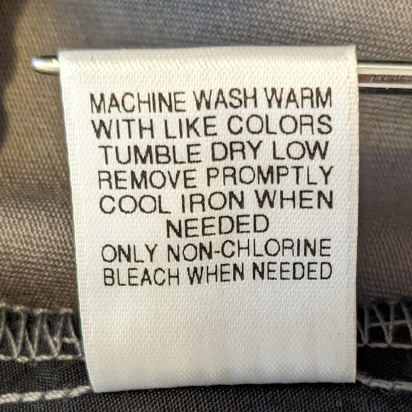 ROUNDTREE & YOURKE Dark Khaki/Gray Shorts with Elastic Size 40 NWT - Picture 6 of 6